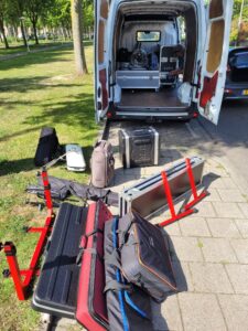Bus laden voor repetitie Don't be Stupid
